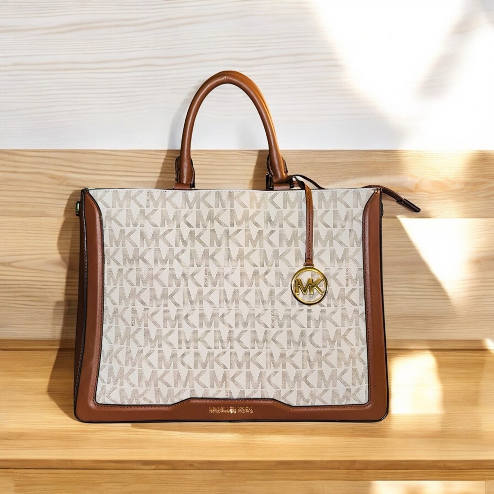 Michael Kors Charlotte Large Top Zip Tote Vanilla Signature Shoulder Bag EUC